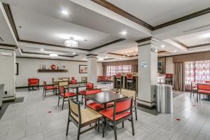 Gallery image of Holiday Inn Express and Suites Lubbock South, an IHG Hotel in Lubbock