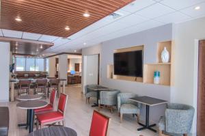 Gallery image of Holiday Inn Express & Suites Mobile - University Area, an IHG Hotel in Mobile