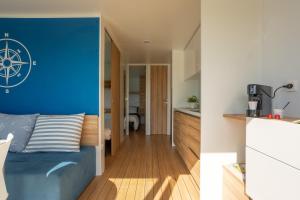朱利亚诺瓦AQUA RESORT GIULIANOVA - Houseboat Experience的相册照片