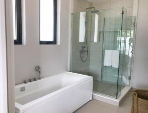Vannituba majutusasutuses Manta Cove by Horizon Holidays