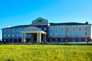 Foto dalla galleria di Holiday Inn Express Hotel & Suites Waller, an IHG Hotel a Waller