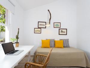 Łóżko lub łóżka w pokoju w obiekcie Casita 2 caserío de guaza