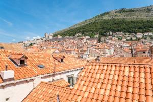 Nespecifikovaný výhled na hory nebo výhled na hory při pohledu z apartmánu