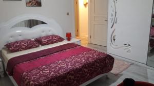 Tempat tidur dalam kamar di Trabzon Sea Palace