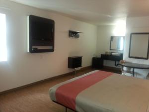 Gallery image of Motel 6 Bell Gardens in Bell Gardens