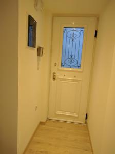 Fotografia z galérie ubytovania Cozy apartment ideally located city center and Megaron Moussikis metro station v Aténach