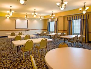 Gallery image of Holiday Inn Express & Suites - Jourdanton-Pleasanton, an IHG Hotel in Jourdanton