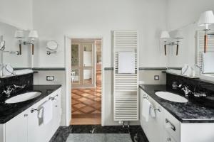 Köök või kööginurk majutusasutuses Palais Bad Ragaz