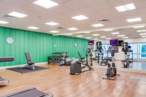 Fitness center at/o fitness facilities sa Holiday Inn Express & Suites Russellville, an IHG Hotel