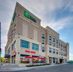 Gallery image of Holiday Inn Express & Suites - Kansas City KU Medical Center, an IHG Hotel in Kansas City
