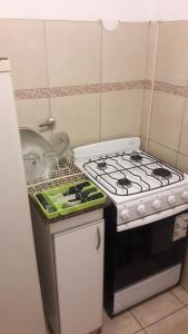 Kuchyň nebo kuchyňský kout v ubytování DPTO ALTA CORDOBA