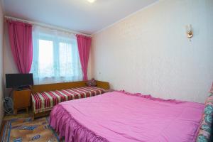 Cama o camas de una habitación en Apartment on Smolyachkova Street