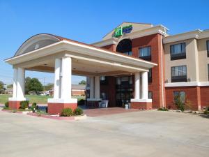 Gallery image of Holiday Inn Express Ponca City, an IHG Hotel in Ponca City