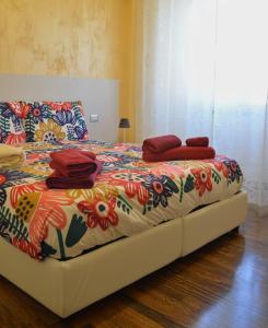A bed or beds in a room at Sophie's Choice 2 a San Pietro