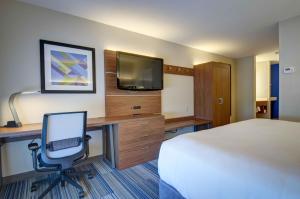 Ένα ή περισσότερα κρεβάτια σε δωμάτιο στο Holiday Inn Express & Suites North Platte by IHG +15 φωτογραφίες