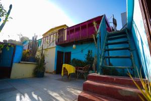 Το κτήριο όπου στεγάζεται  το hostel