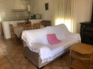 Kuchnia lub aneks kuchenny w obiekcie Casas Juani- chalet con piscina