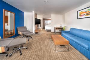 Posezení v ubytování Holiday Inn Express Hotel & Suites Pasco-TriCities by IHG
