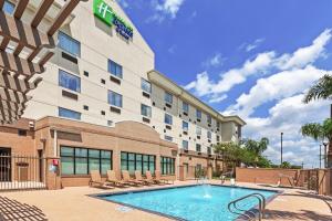 Bassein majutusasutuses Holiday Inn Express & Suites - Pharr by IHG või selle lähedal