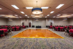 Konferenční prostory v ubytování Holiday Inn Express Hotel & Suites Pasco-TriCities by IHG