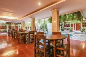Restaurace v ubytování Catur Adi Putra