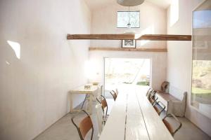 Gallery image of Sky Room, Rendham (Air Manage Suffolk) in Saxmundham