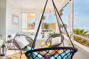 Balkon lub taras w obiekcie PURO BEACH. Charming apartment with jacuzzi.