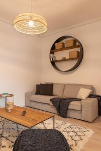 Część wypoczynkowa w obiekcie Marzana by Staynnapartments