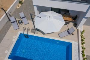 Fotografia z galérie ubytovania Villa Vodice with TWO POOLS v destinácii Vodice