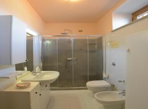 Kylpyhuone majoituspaikassa Casa Vacanze Doralice