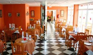Restauracja lub miejsce do jedzenia w obiekcie Hotel Betania