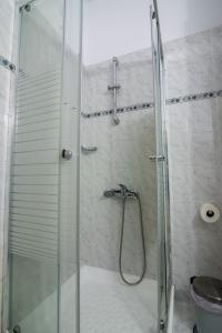 Koupelna v ubytování Dionisos Hotel