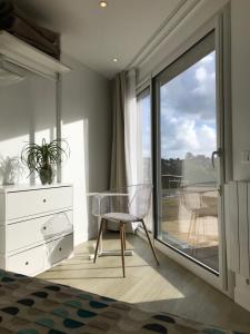 Imagine din galeria proprietății Duplex 6 pers piscine et vue mer în Trévou-Tréguignec