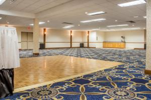 Fotografie z fotogalerie ubytování Econo Lodge Broken Arrow-Tulsa v destinaci Broken Arrow