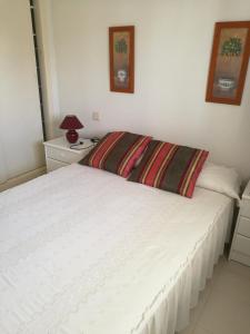 Apartamento para 4 personas con piscinas, Vinaròs – Precios ...