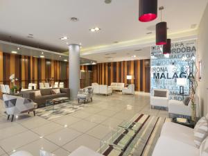 Posezení v ubytování Hotel Guadalmedina