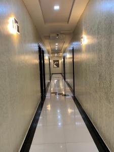 Fotografie z fotogalerie ubytování HOTEL DIVINE v Bombaji