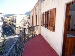 Balcone o terrazza di Eoliando Case per Vacanza - Lipari Corso
