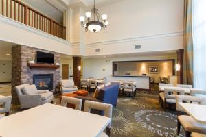 Posezení v ubytování Staybridge Suites Buffalo by IHG