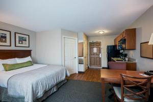 Gallery image of Candlewood Suites Indianapolis Northwest, an IHG Hotel in Indianapolis