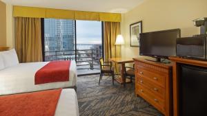 Gallery image of Best Western Plus Bayside Inn in San Diego