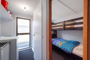 Gallery image of Bach Relax - Mt Maunganui Holiday Home in Mount Maunganui