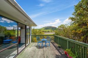 Balkoni atau teres di Catch and Release - Taupo Holiday Home