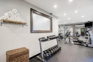 Fitness centrum a/nebo fitness zařízení v ubytování Staybridge Suites Wilmington-Newark by IHG
