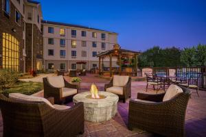 Posezení v ubytování Staybridge Suites Wilmington-Newark by IHG