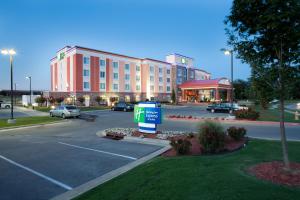 Photo de la galerie de l'établissement Holiday Inn Express Tulsa South Bixby, an IHG Hotel, à Tulsa