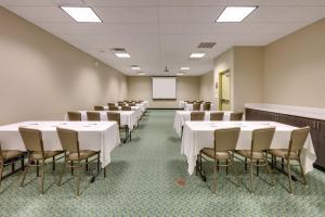 Gallery image of Candlewood Suites Salina, an IHG Hotel in Salina