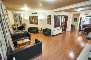 Posezení v ubytování Exis Hotel