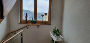 Ein allgemeiner Bergblick oder ein Berglick von der Ferienwohnung aus