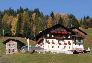 Galeriebild der Unterkunft Berggasthof Lahnerhof in Liesing